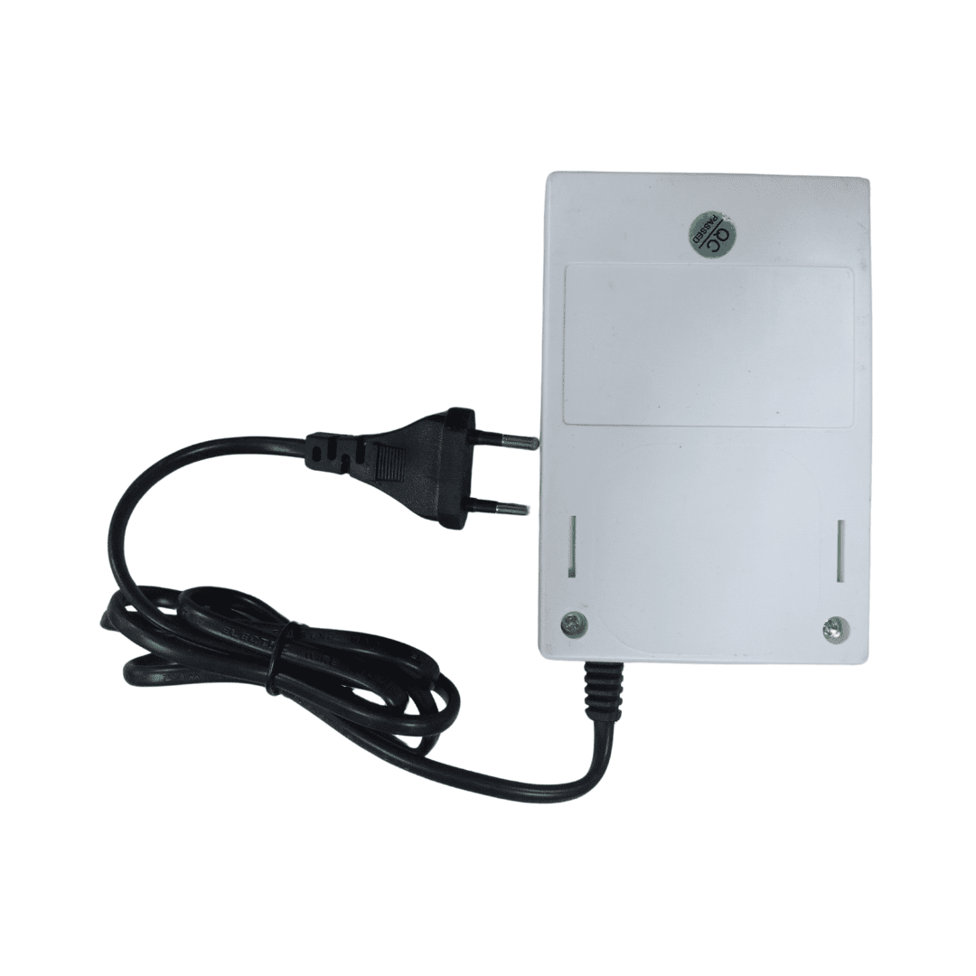 Battery Charger A-612 For AA/AAA/9V Battery - Image 3